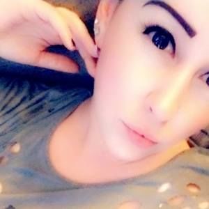 Meet your Posher, Carrie